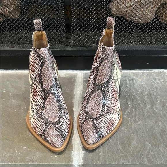 Dolce Vita Shoes - Dolce Vita Snakeskin Pattern Ankle Booties - Man Made 7M
